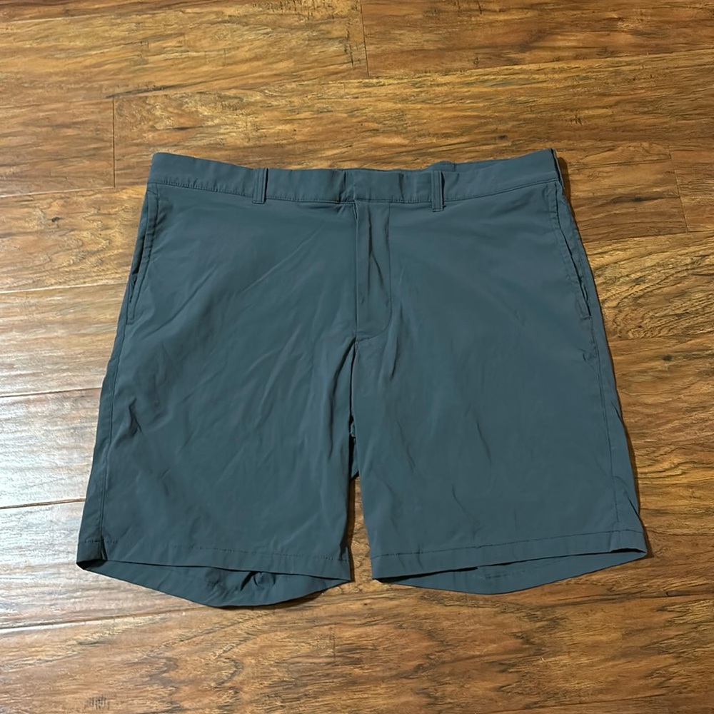 Mens J Crew flex gramercy size 38 shorts